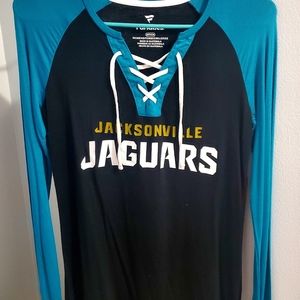 NWT🏈 Jacksonville Jaguars long sleeve shirt